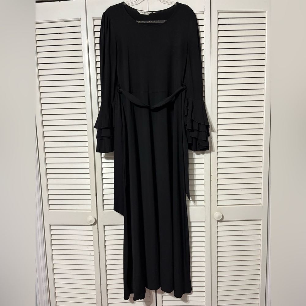 Elegant Black Ruffle Sleeve Dress